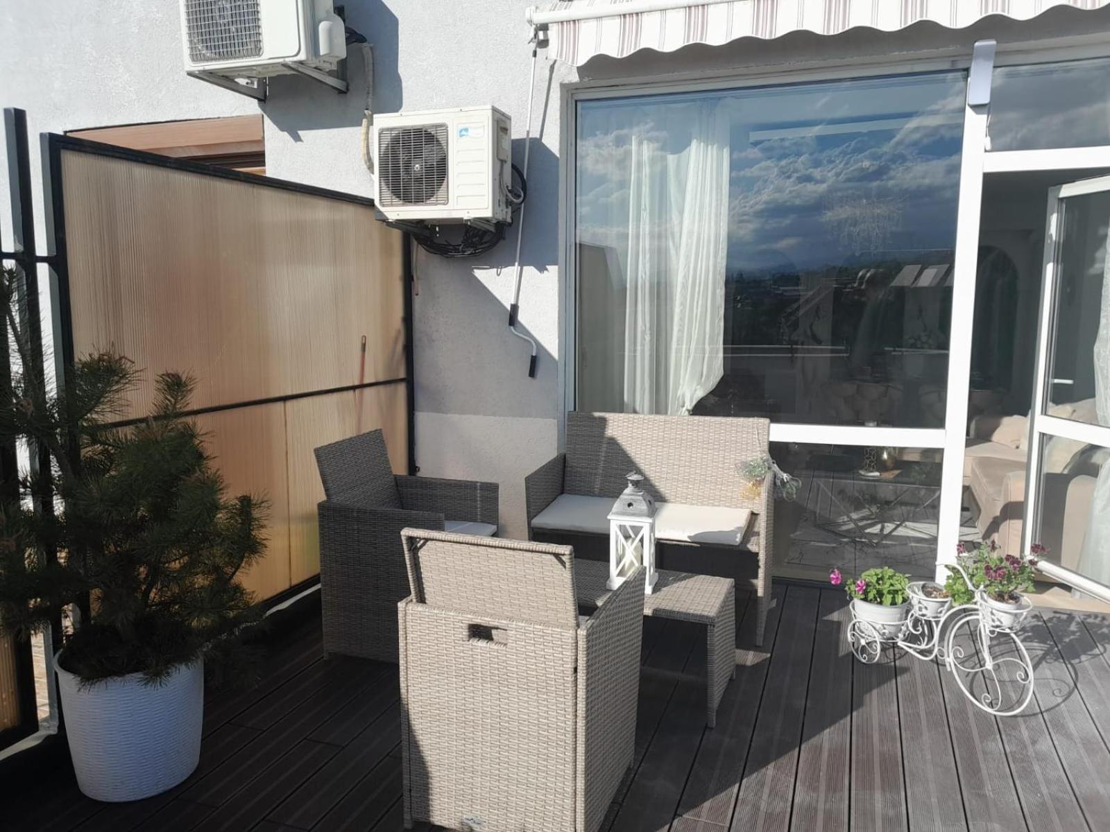 Cristinco Panoramic Apartment คลูจ-นาโปกา ภายนอก รูปภาพ