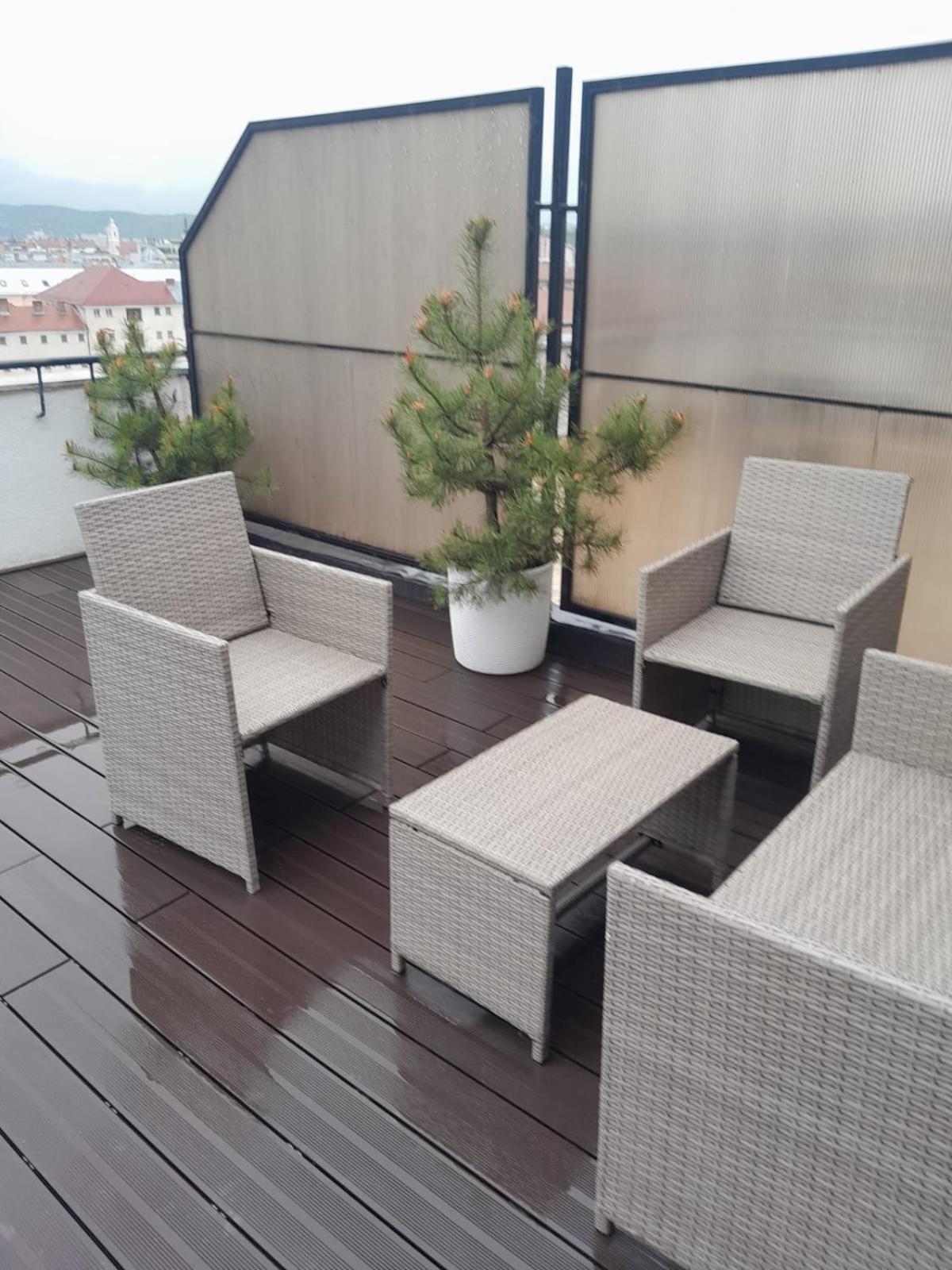 Cristinco Panoramic Apartment คลูจ-นาโปกา ภายนอก รูปภาพ